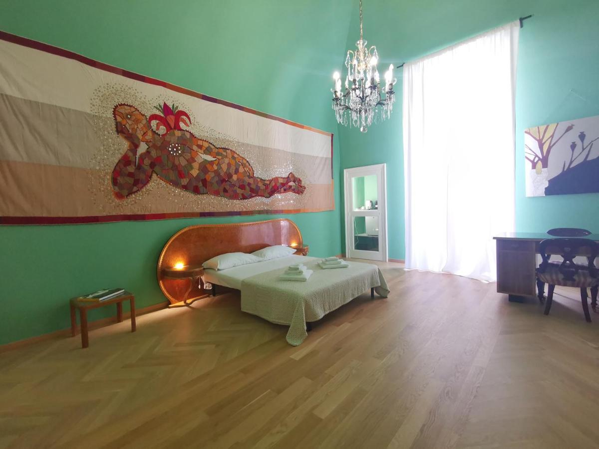 Speciale Tarshito Guesthouse Bari Bagian luar foto