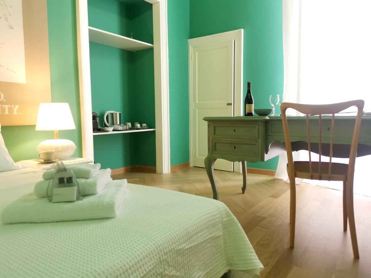 Speciale Tarshito Guesthouse Bari Bagian luar foto