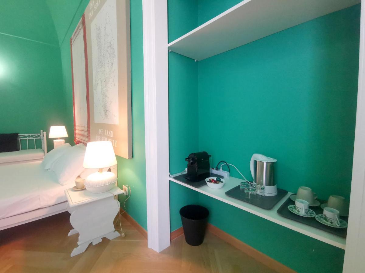Speciale Tarshito Guesthouse Bari Bagian luar foto